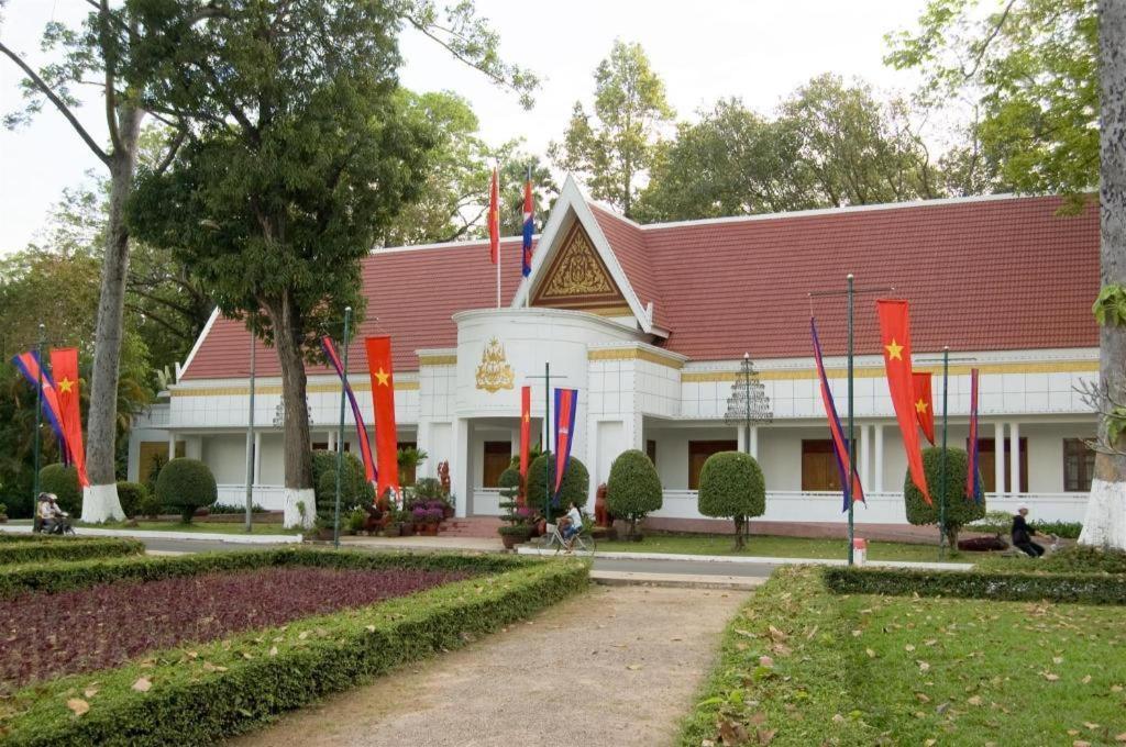 Happy Zone Hostel Siem Reap Bagian luar foto
