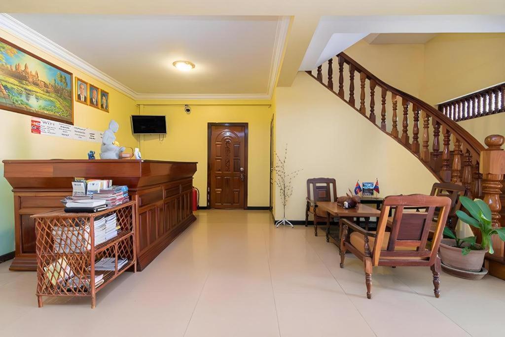 Happy Zone Hostel Siem Reap Bagian luar foto